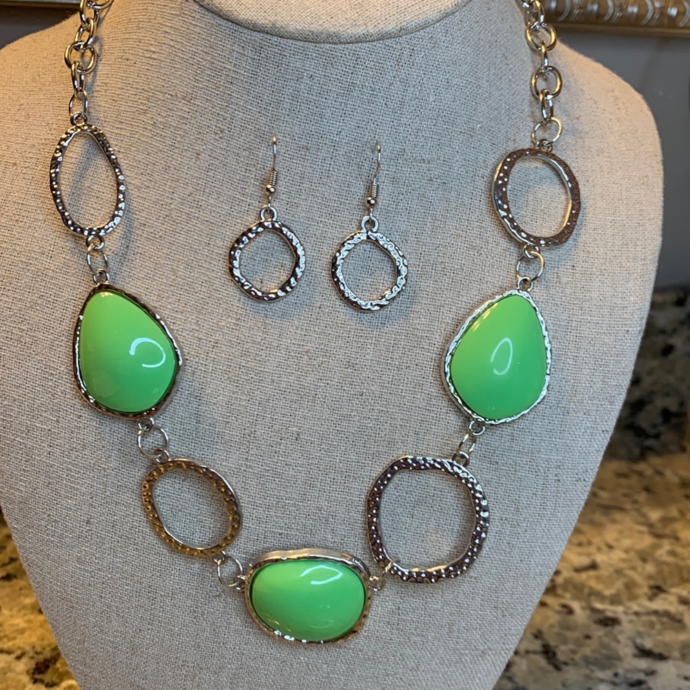 Green and Silver Necklace with Matching Earrings